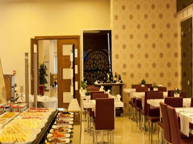 فندق اورتي ايربورت إزمير المظهر الخارجي الصورة